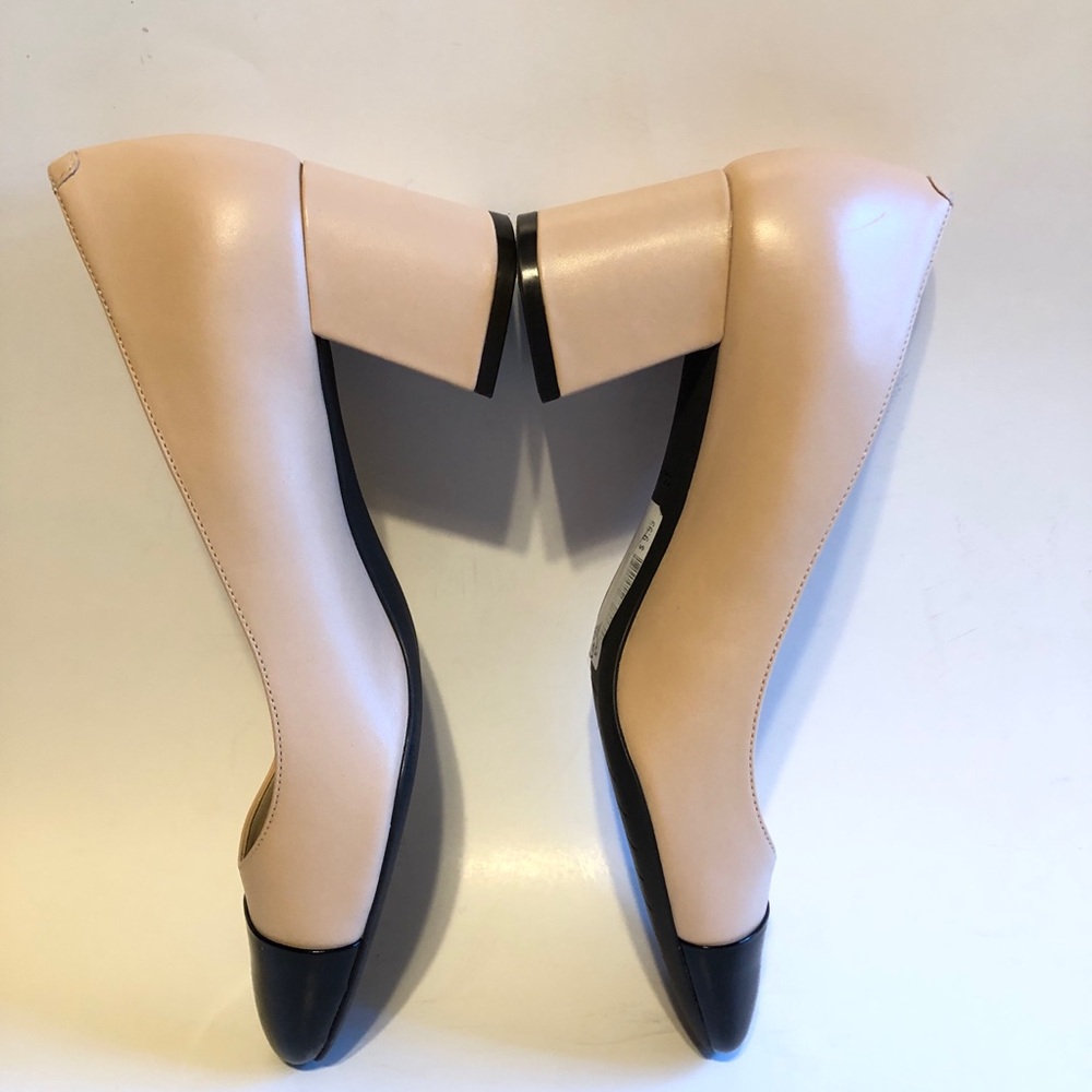 NWOT Sz 7.5 Cole Haan Dawna Grand Pump Nude & Black Patent Toe - Picture 9 of 16